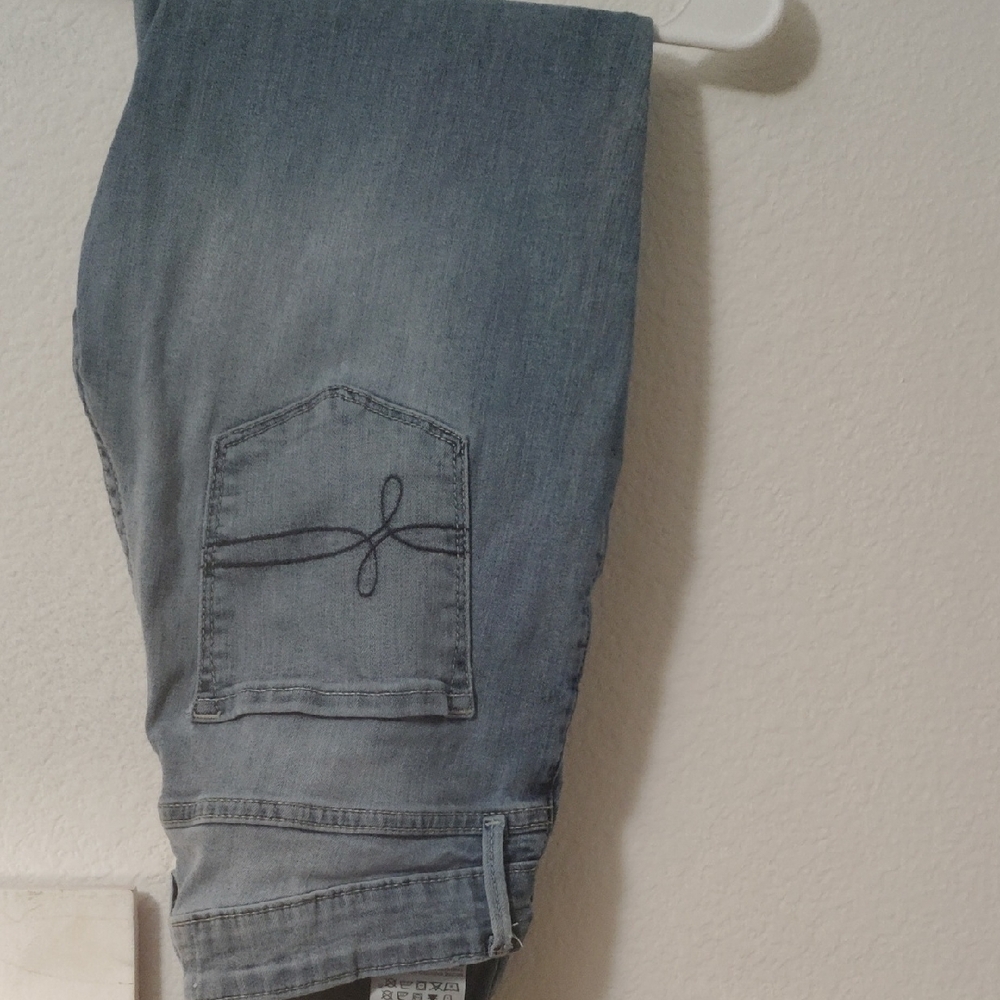 Denizen from Levi's Women's Straight Leg Jeans - Blue